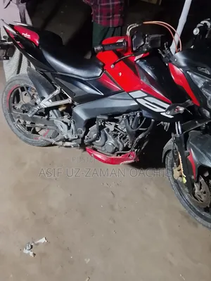 Bajaj Pulsar NS 160 2020 Red
