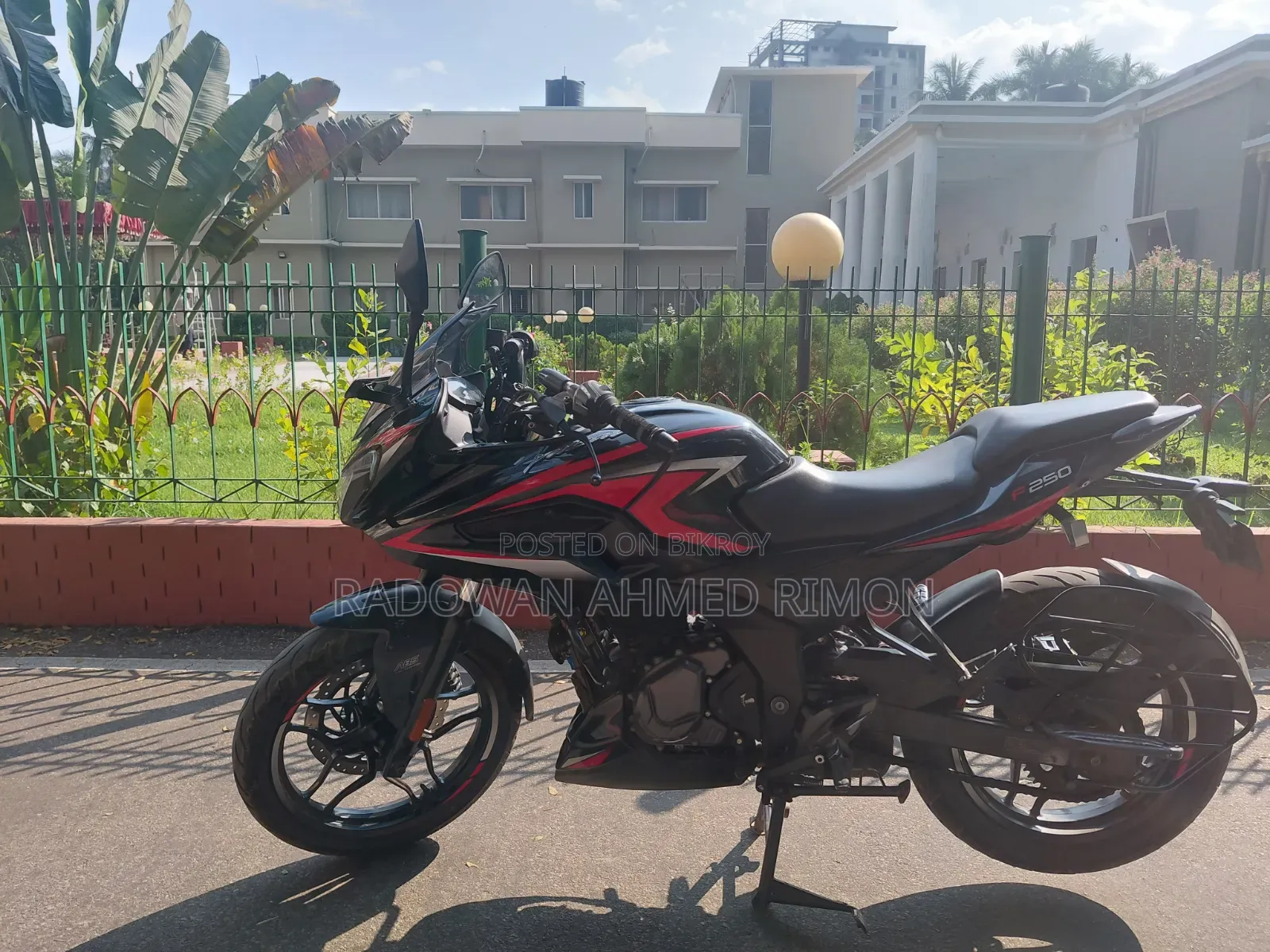 New Bajaj Pulsar F250 2026 Black