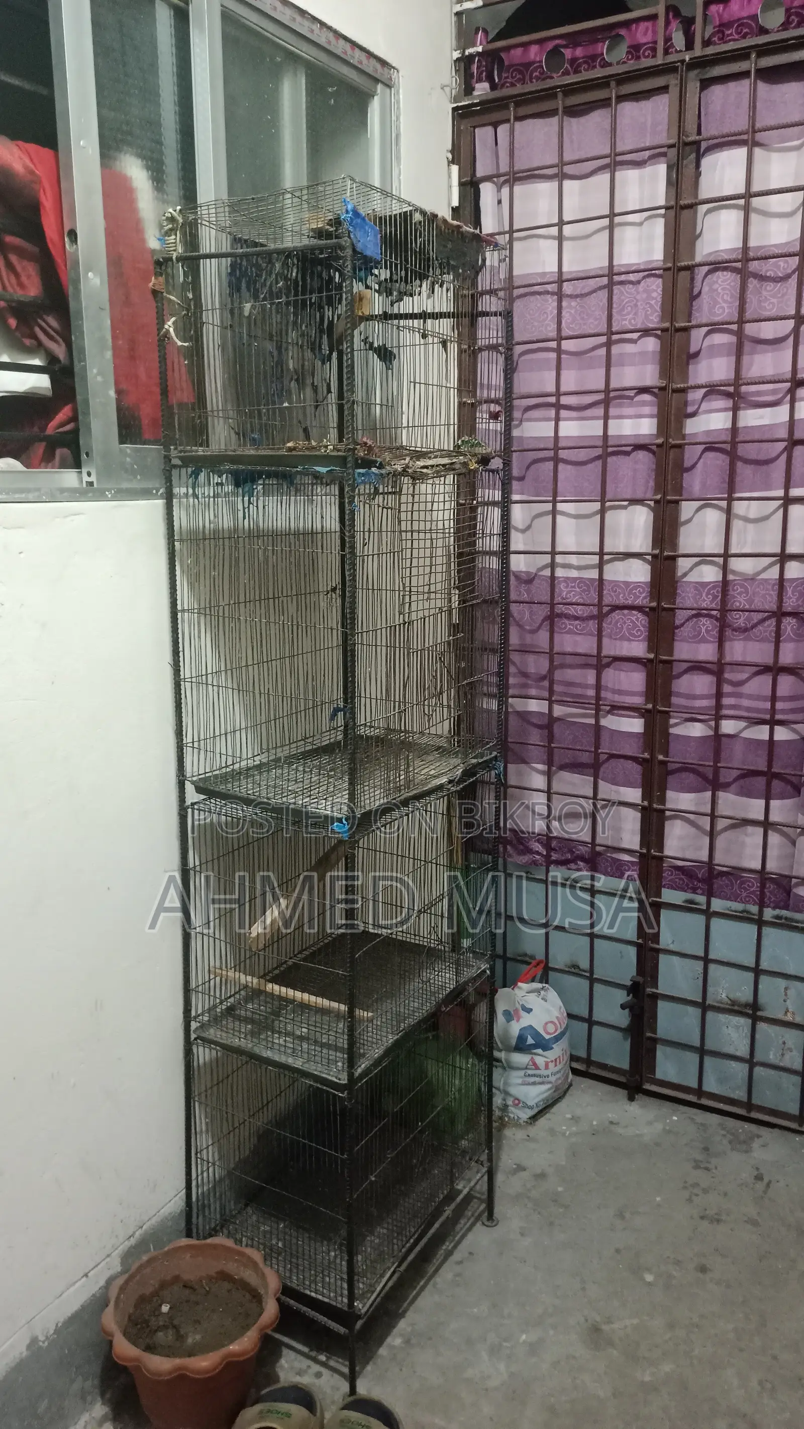 4-tier bird cage made with 4 iron rod frame cages