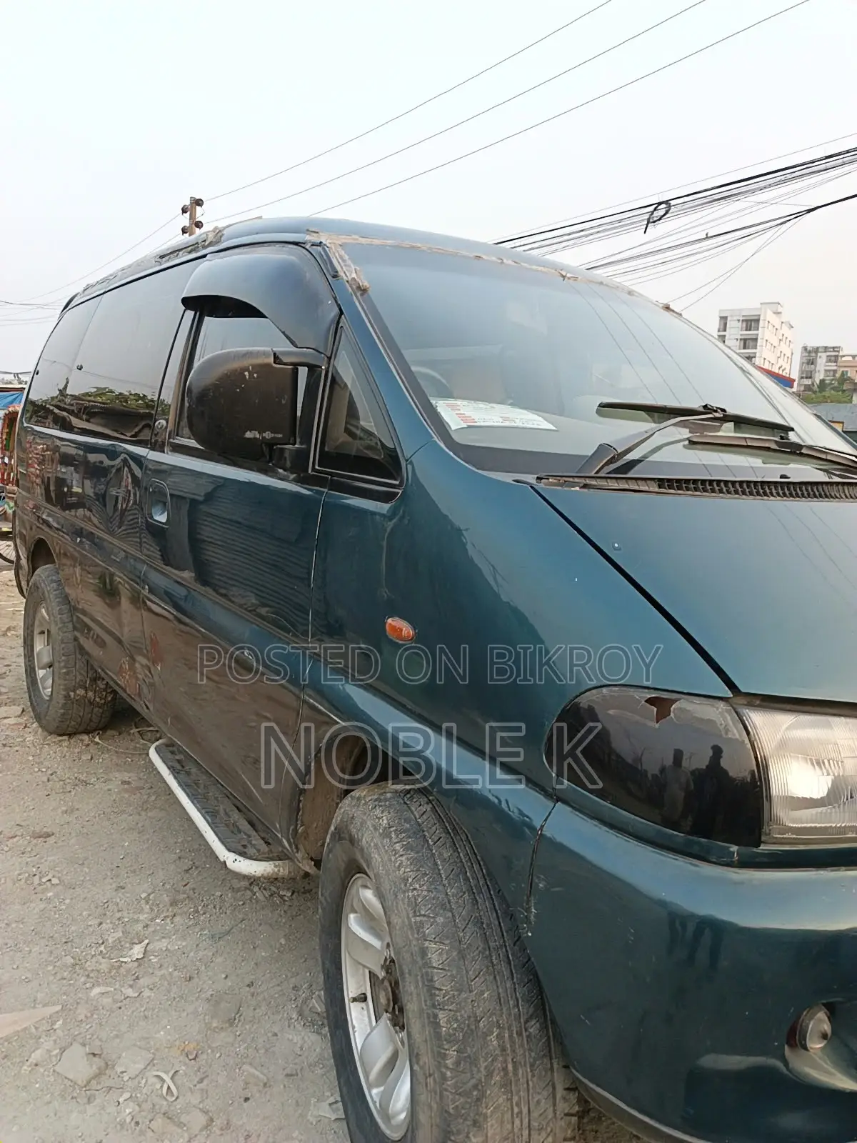 Mitsubishi Delica 1995 Blue