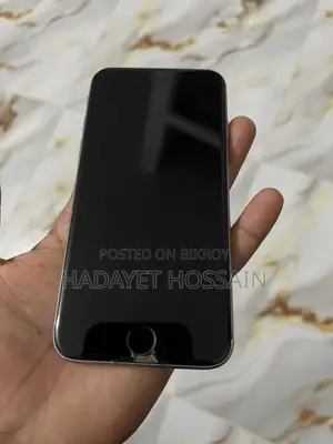 Apple iPhone 6s 64 GB Gold