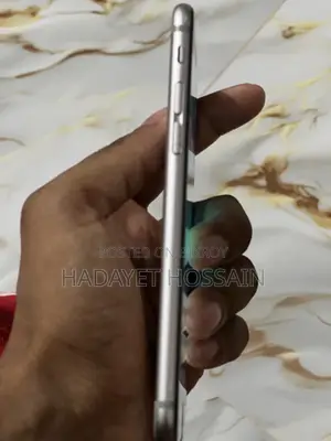 Apple iPhone 6s 64 GB Gold
