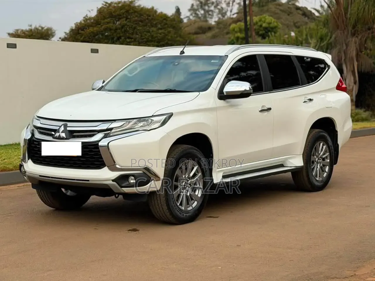 Mitsubishi Pajero Sport GLX 2016 White