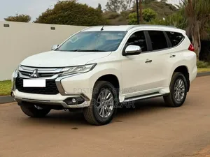 Mitsubishi Pajero Sport GLX 2016 White