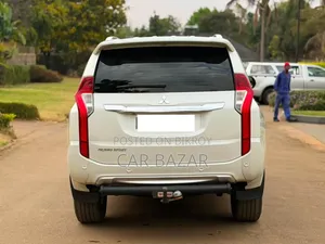 Mitsubishi Pajero Sport GLX 2016 White