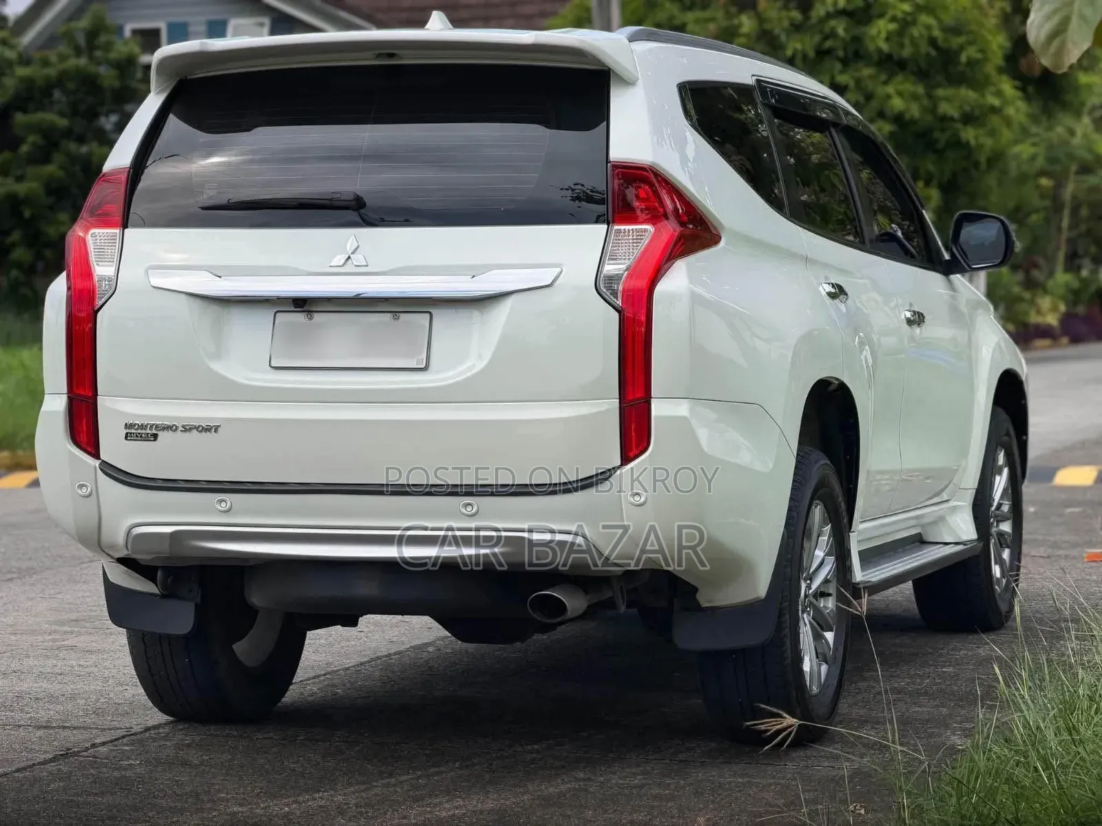 Mitsubishi Pajero Sport GLX 2016 White