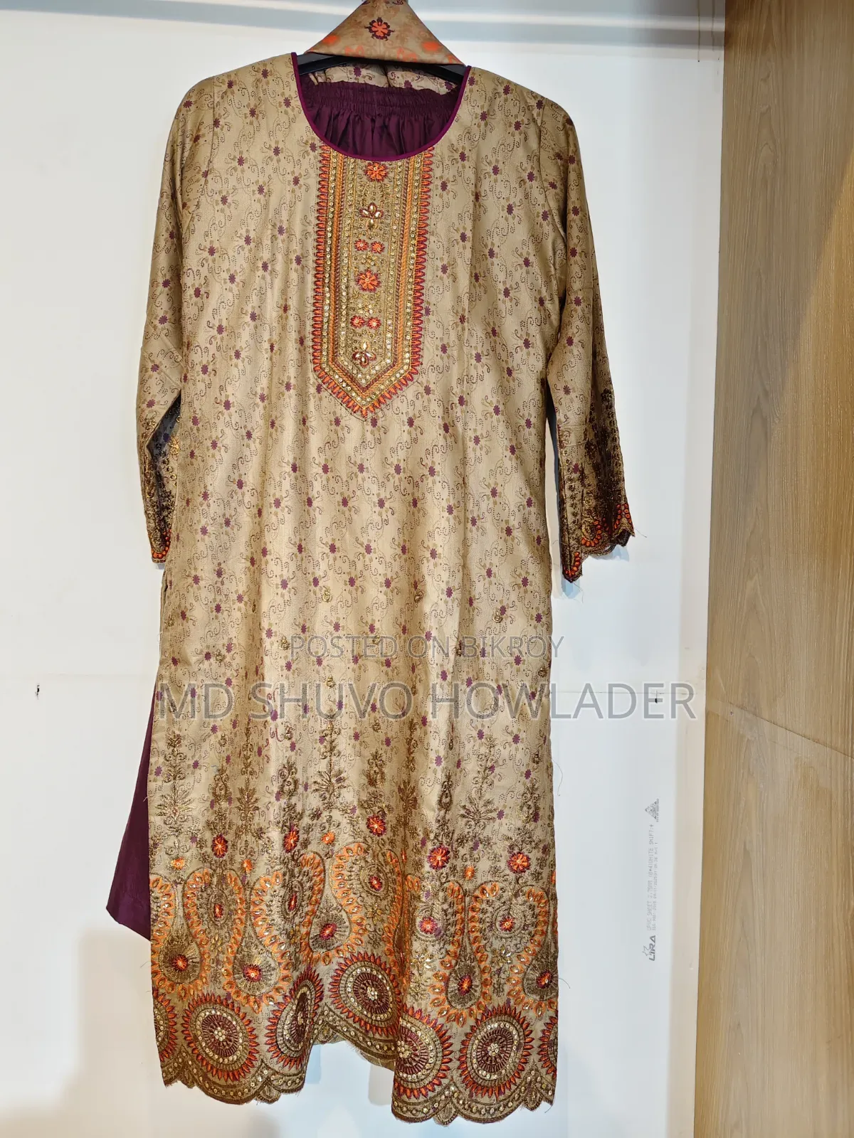 Aarong Quality. Trending Clothing. Get it for a very limited time