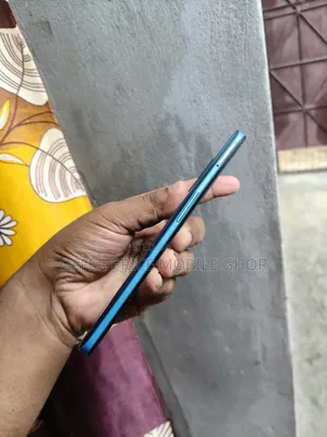 রিয়েলমি ৮ ৫জি ১২৮ জিবি গোল্ড