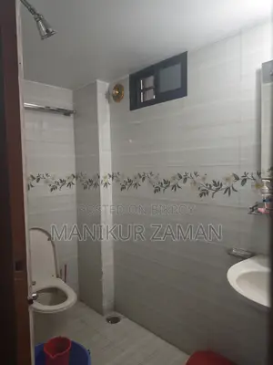3 Bedroom Apartment in Post Office Mosque, Lalbag for sale