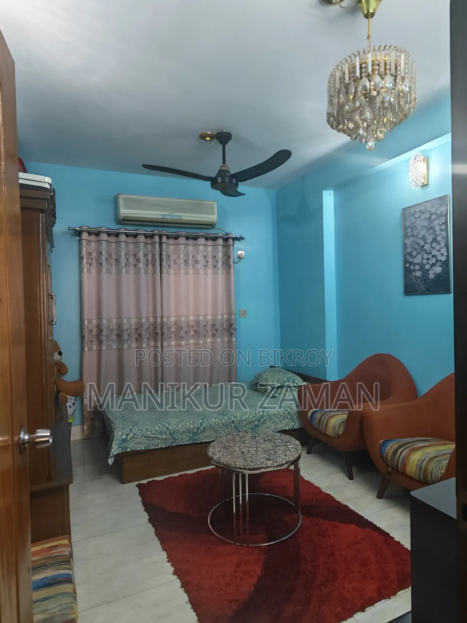 3 Bedroom Apartment in Post Office Mosque, Lalbag for sale