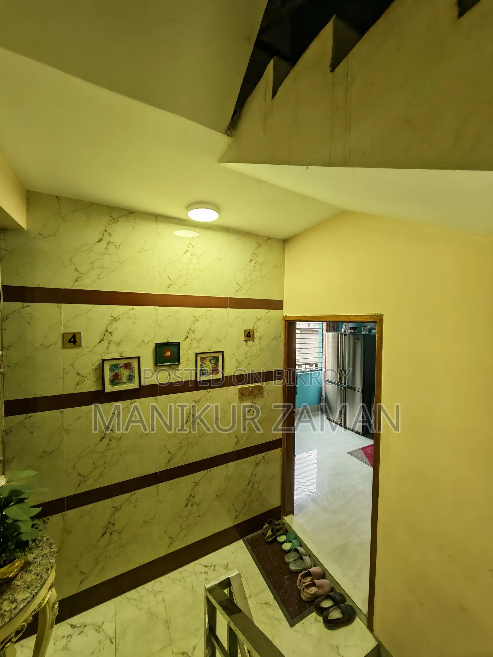 3 Bedroom Apartment in Post Office Mosque, Lalbag for sale