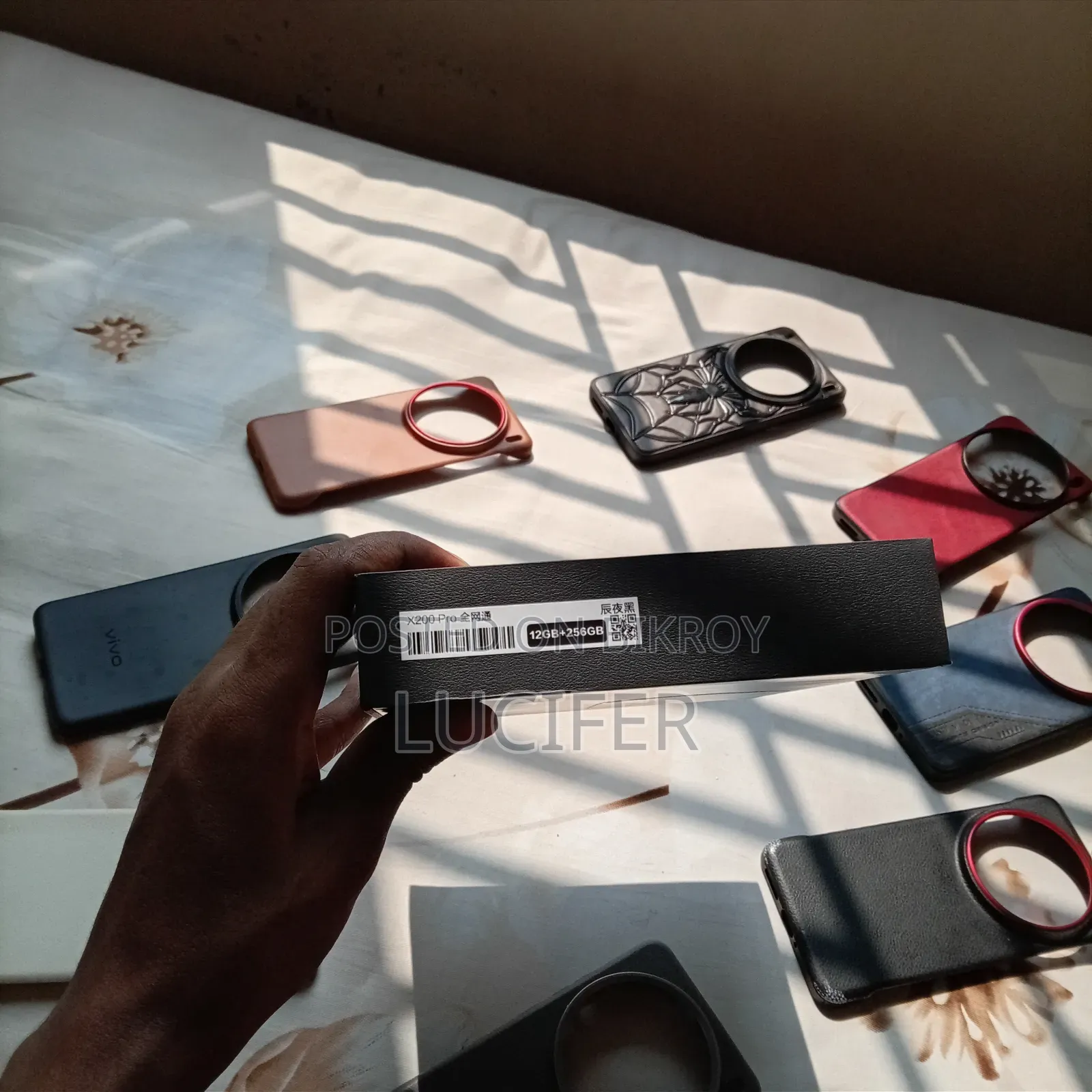 ভিভো এক্স২০০ প্রো ২৫৬ জিবি ব্ল্যাক