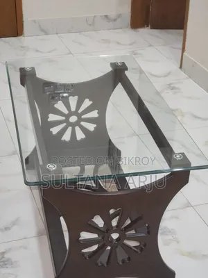 কফি টেবিল