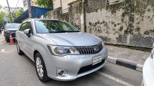 টয়োটা করোল্লা ফিল্ডার ১.৫ পেট্রোল ফ্রন্ট-হুইল ড্রাইভ ২০১৩ সিলভার