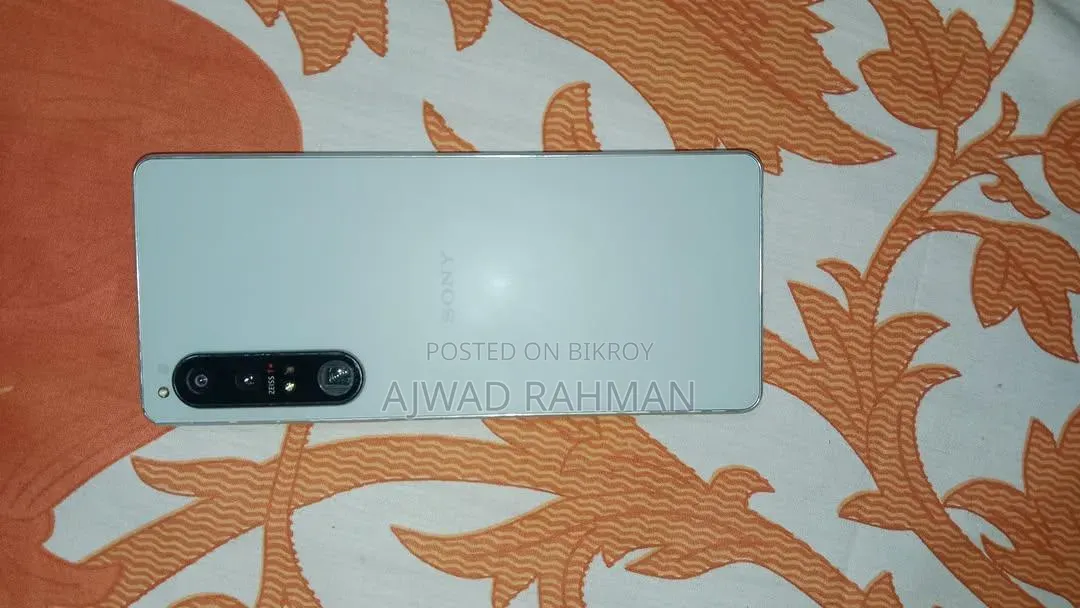 সনি এক্সপেরিয়া ১ মার্ক ৪ ২৫৬ জিবি সাদা