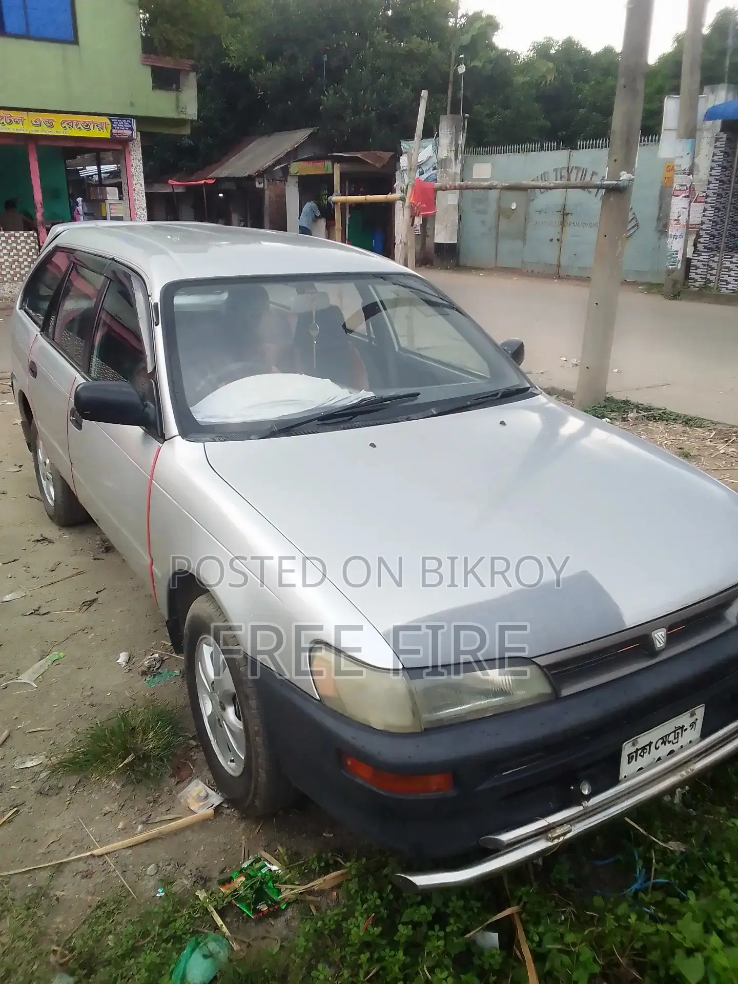 টয়োটা করোল্লা ১.৯ ডি হ্যাচব্যাক ২০০০ সিলভার