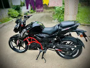 টিভিএস আপাচে আরটিআর ১৬০ ৪ভি ২০২২ ব্ল্যাক