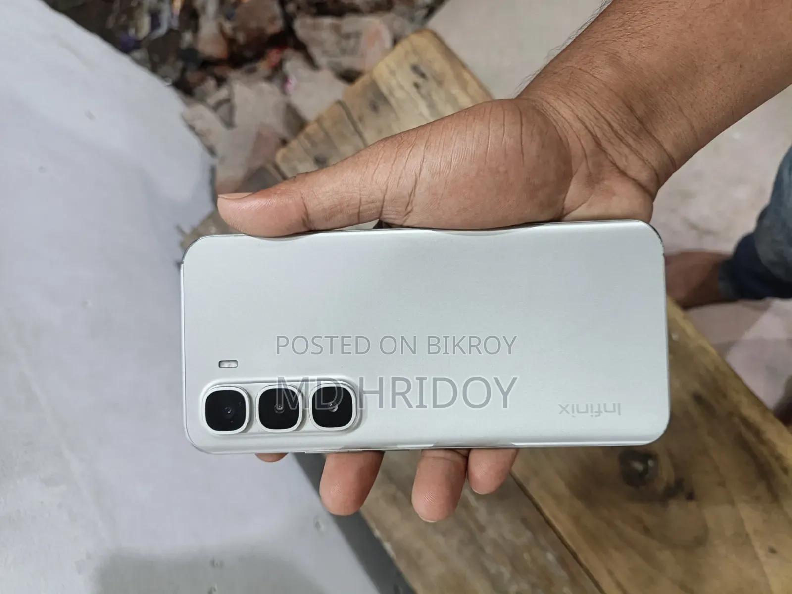 Infinix Hot 60 Pro+ 128 GB Silver