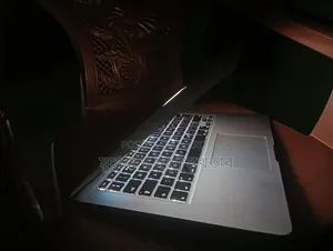 Laptop Apple MacBook Air 2015 4GB SSD 256GB