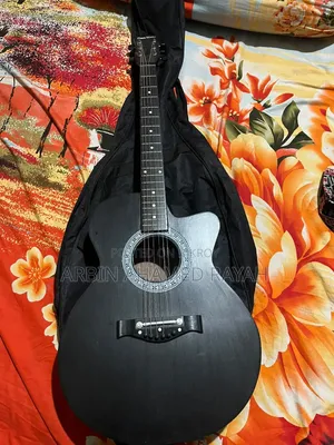 গিটার ব্র্যান্ড নিউ
