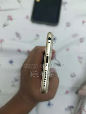 Apple iPhone 6s 64 GB Rose Gold