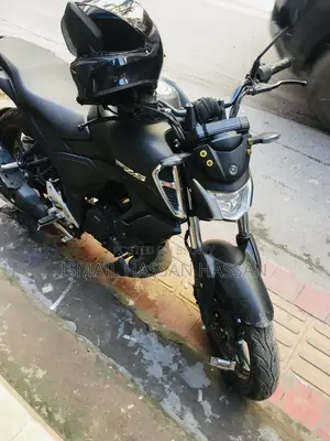 Yamaha FZS V4 2025 Black