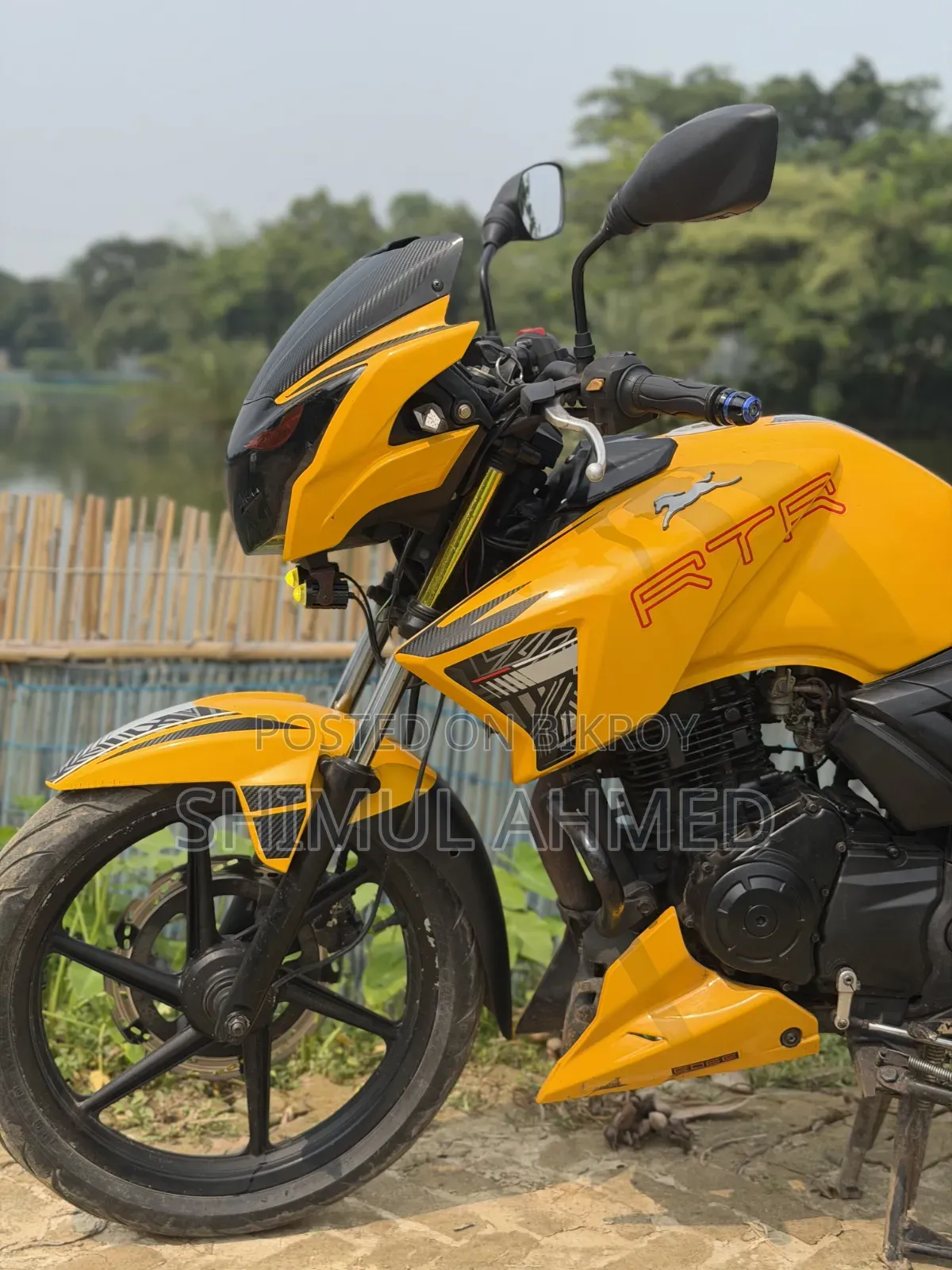 TVS Apache RTR 160 2V 2016 Yellow