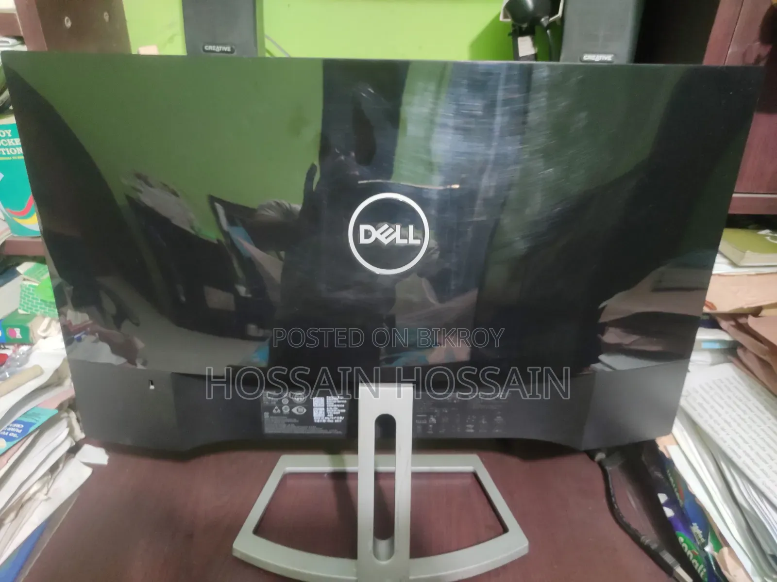 Original Dell 22 Inch Monitor IPS Display (1 Mark)