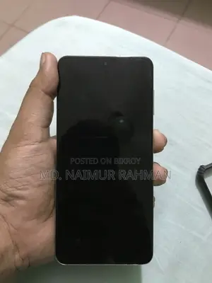 স্যামসাং গ্যালাক্সি এস২১ ফাইভজি ২৫৬ জিবি সাদা