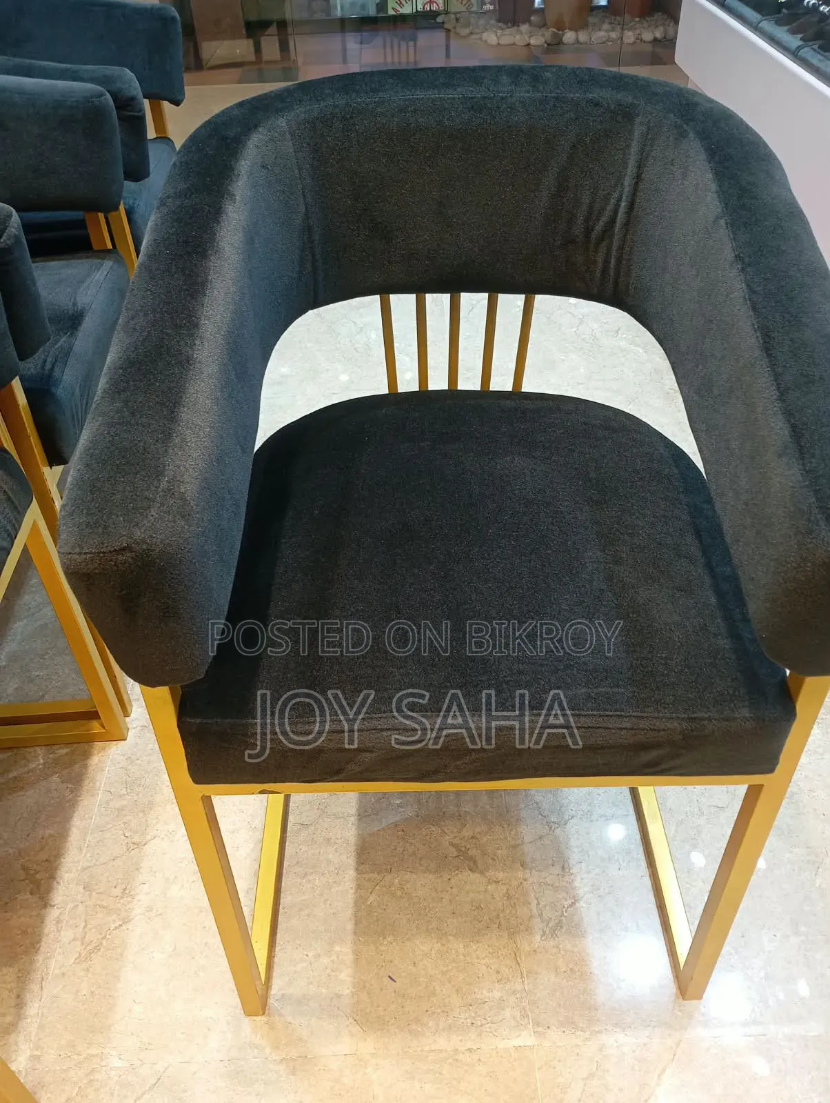 Single Sofa Come Chair