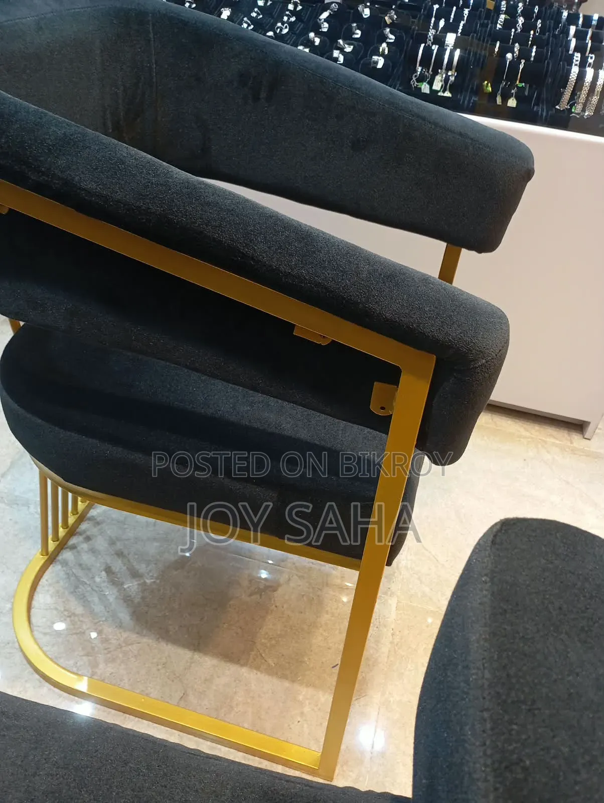 Single Sofa Come Chair