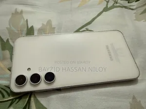 স্যামসাং গ্যালাক্সি এস২৩ এফই ২৫৬ জিবি সাদা