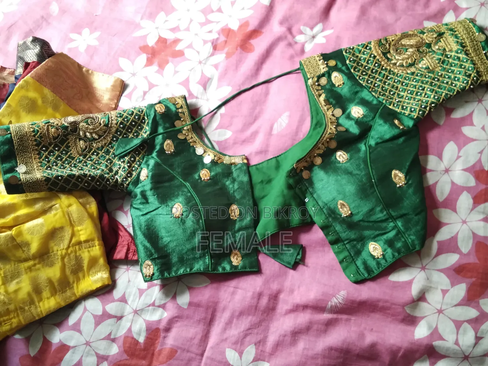 নানা টাইপের ব্লাউজ