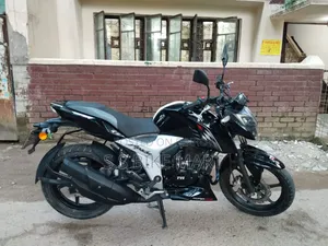 TVS Apache 160 4V 2021 Black