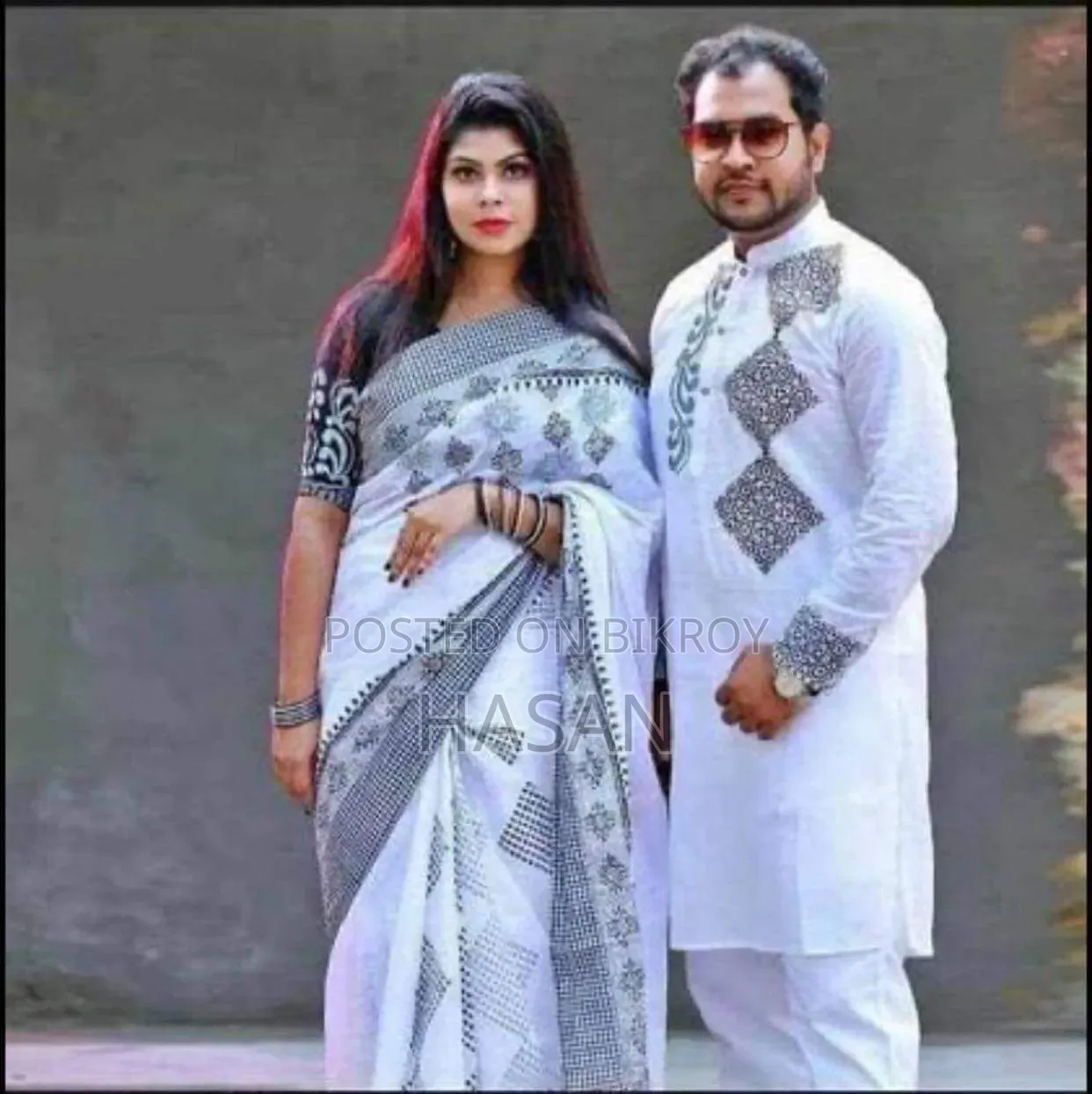 Couple Dress