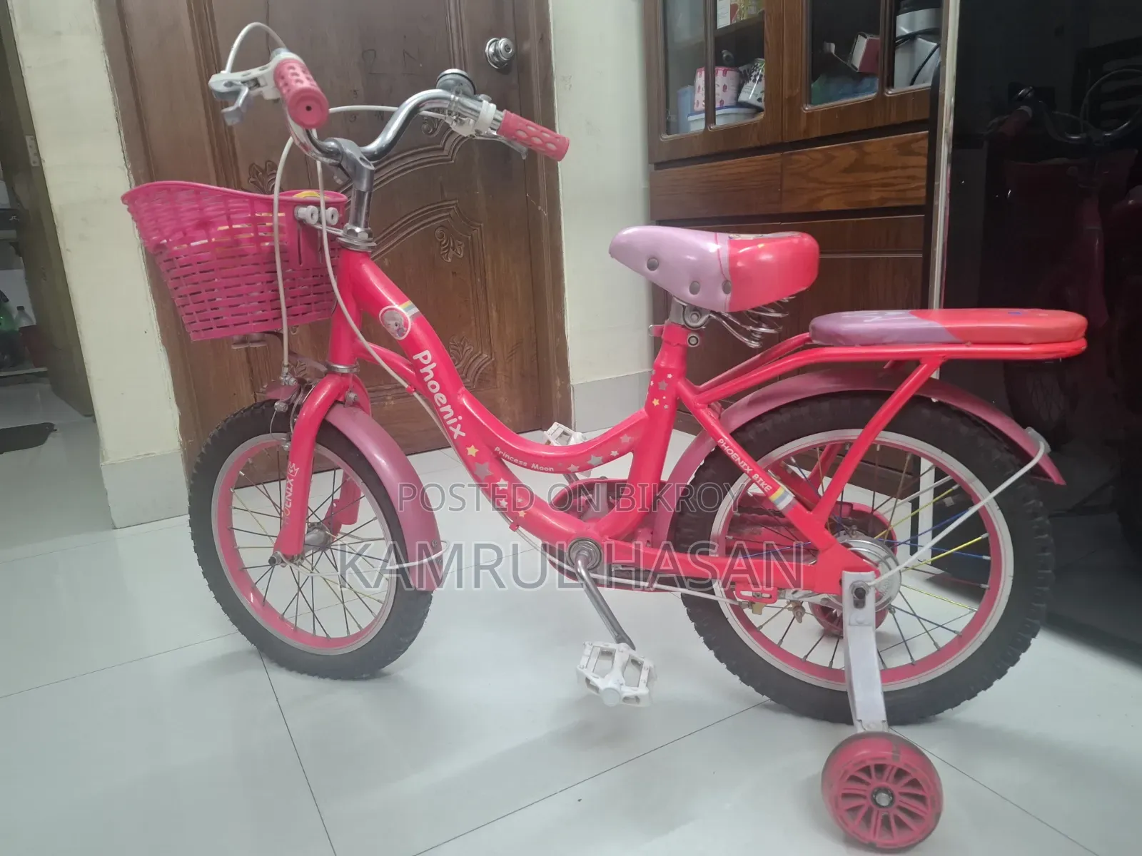 বেবি গার্ল বাইসাইকেল