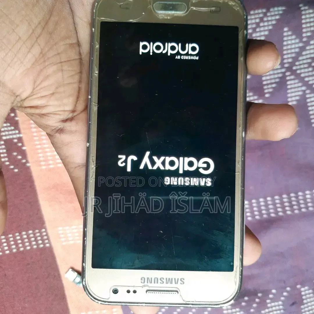 Samsung Galaxy J2 8 GB Black