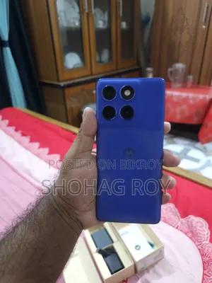নতুন মটোরোলা এজ ৬০ প্রো ২৫৬ জিবি ব্লু