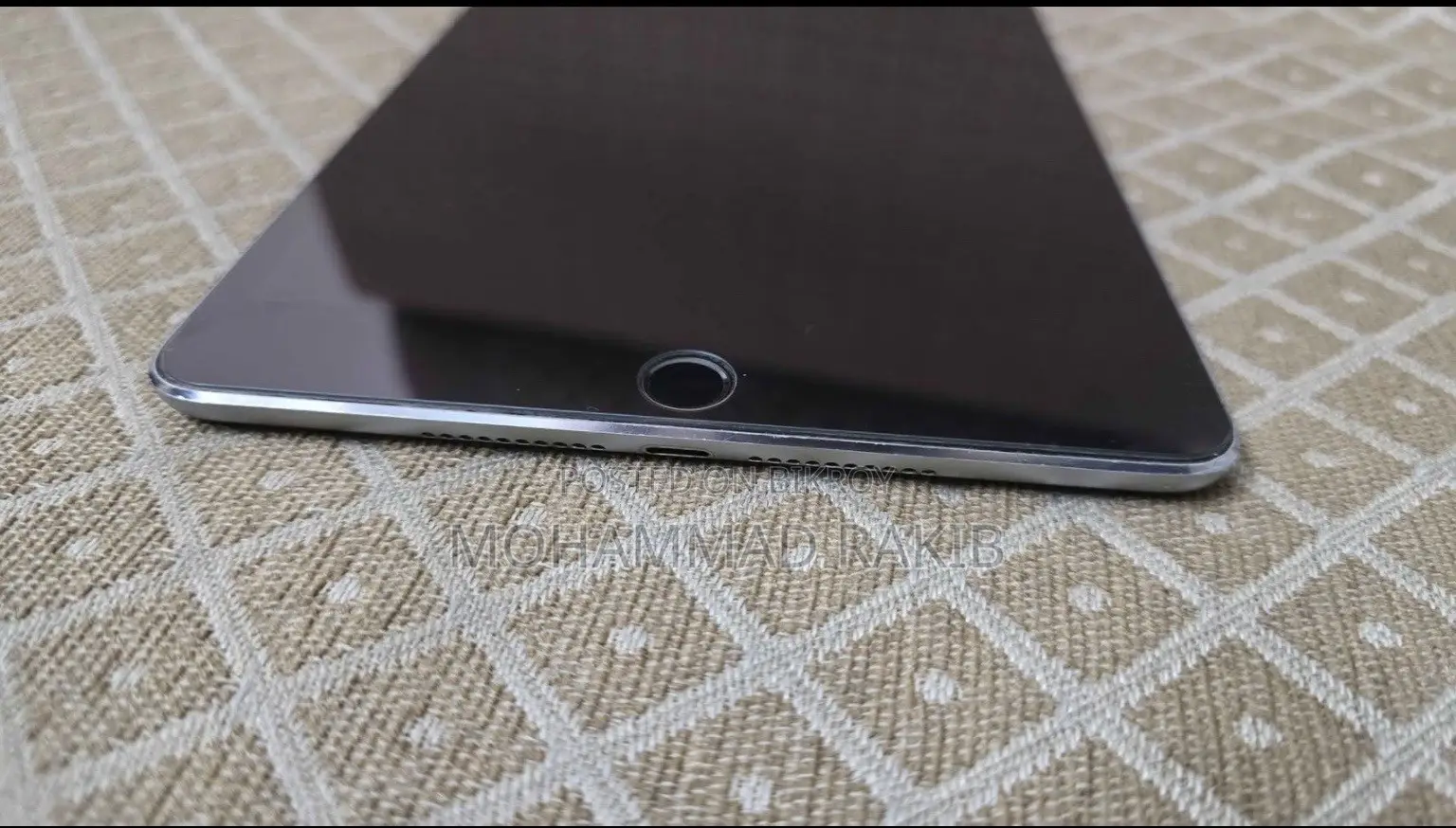 Apple iPad mini 4 128 GB Gray