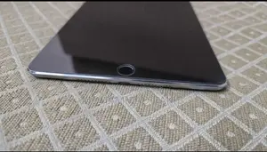 Apple iPad mini 4 128 GB Gray