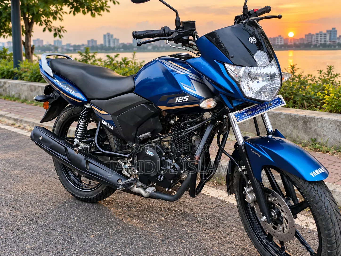 নতুন ইয়ামাহা সালুটো ১২৫ ২০২৩ নীল