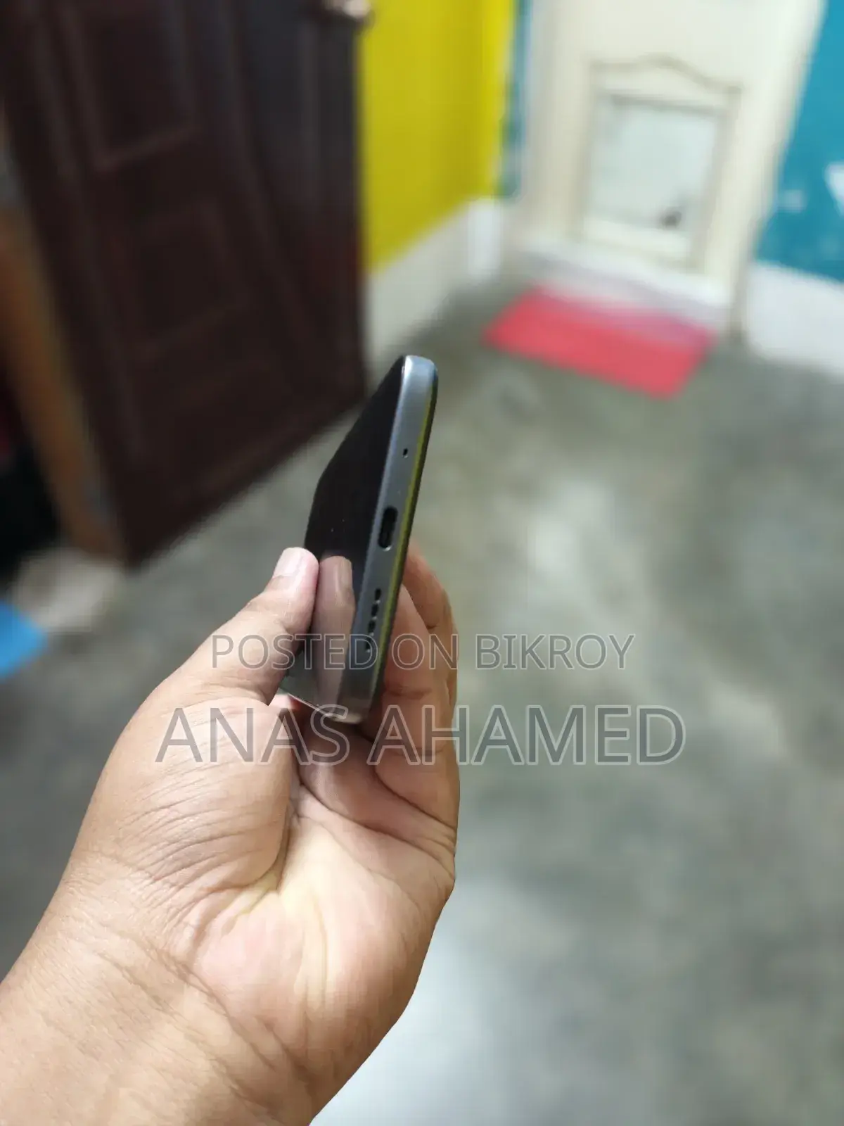 ইনফিনিক্স হট ৭০ ১২৮ জিবি গ্রে