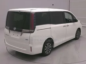 টয়োটা এসকোয়ার ২০২১ পার্ল