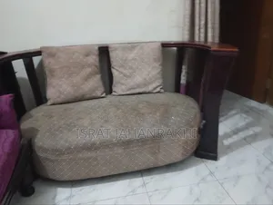 সোফা পুরাতন