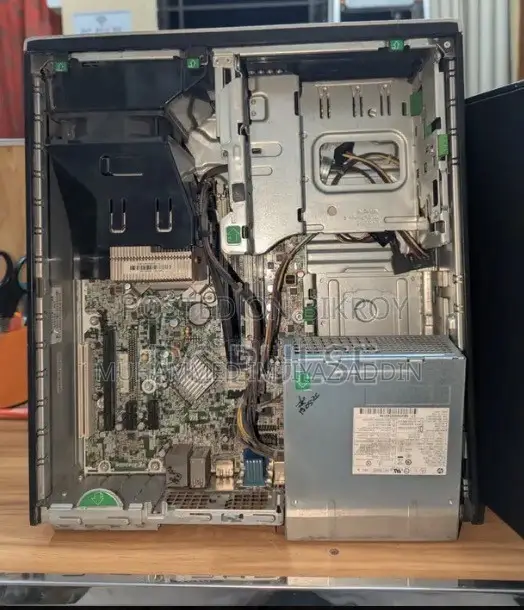 Desktop Computer HP EliteDesk 800 4GB Intel Core i5 HDD+SSD 512GB