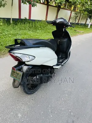 টিভিএস উইগো ২০১৫ হোয়াইট