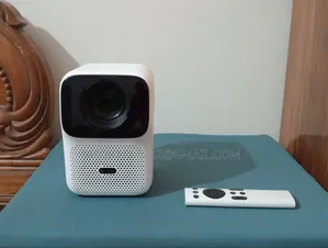 Xiaomi Wanbo T4 Full HD Auto Focus Projector