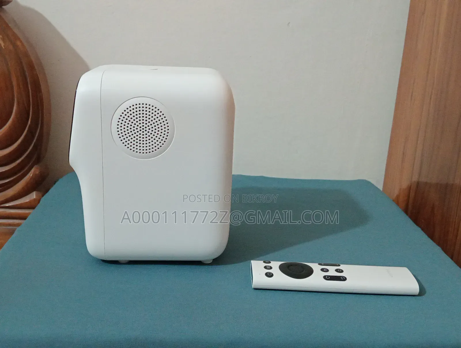 Xiaomi Wanbo T4 Full HD Auto Focus Projector