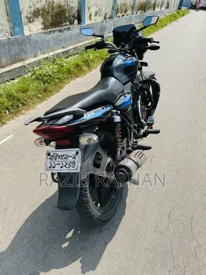 বাজাজ ডিসকভার ১৩৫ ২০১১ নীল