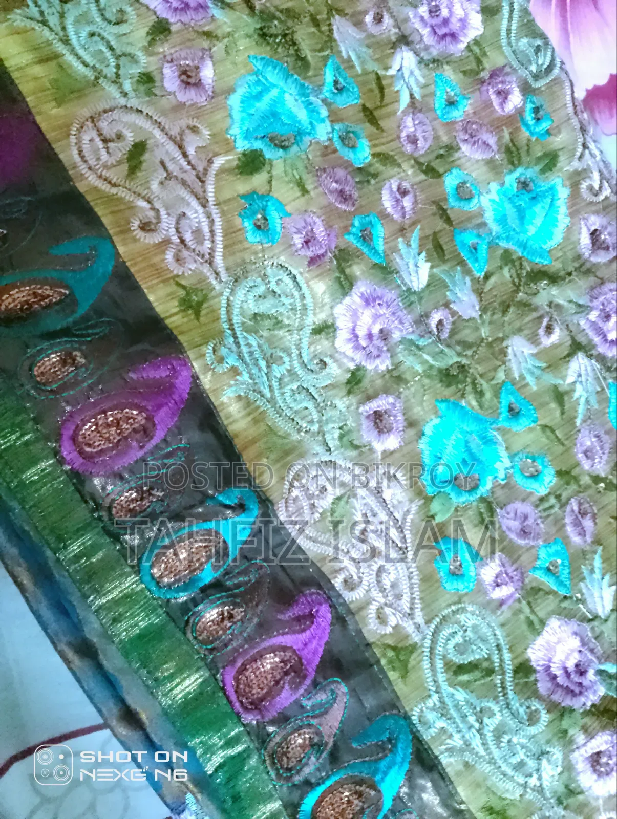 Saree Notun